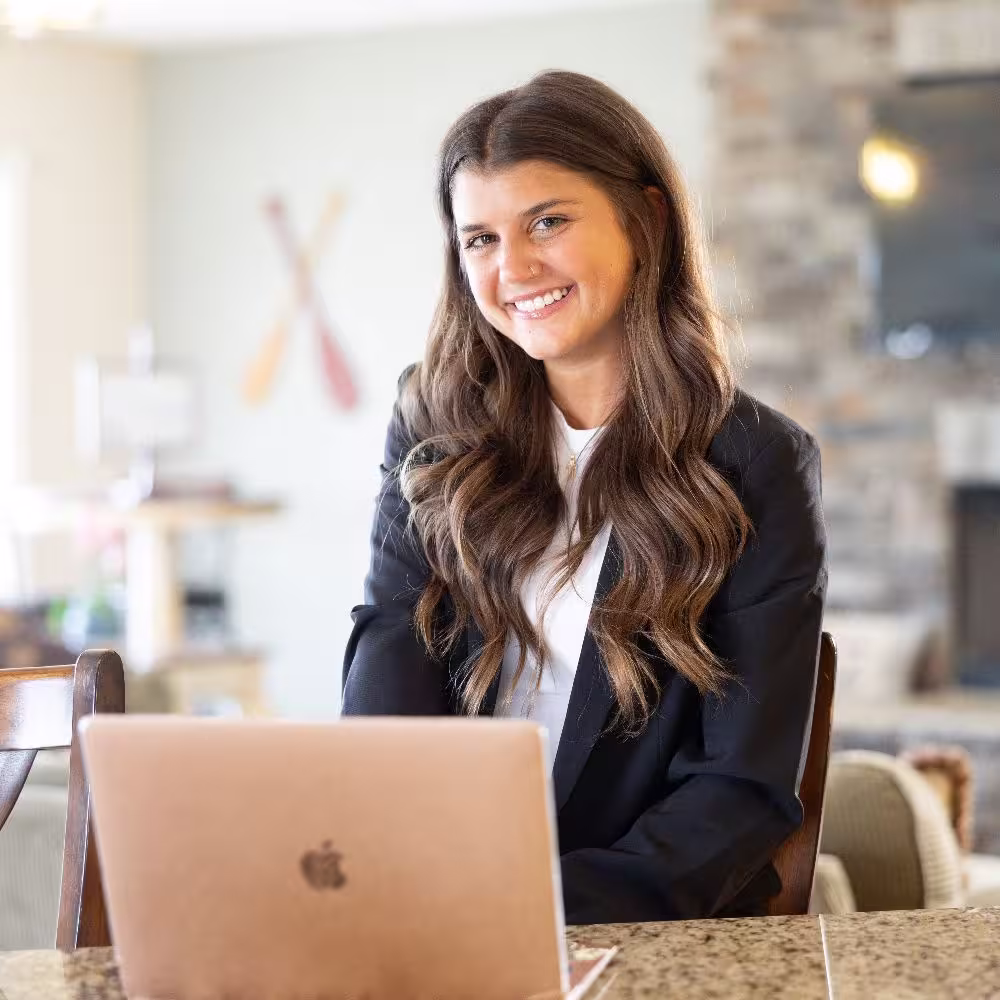 Sydney Taylor - Power Move Marketing Agency